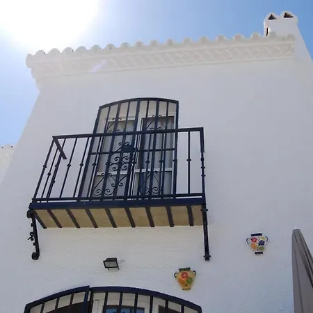 Fuer 6 Personen Ca 100 Qm In Nerja, Andalusien Costa Del Sol Tatil Evi Nerja